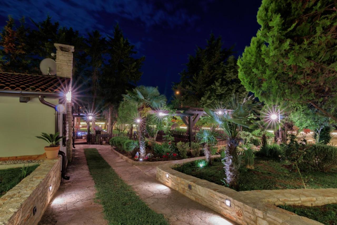 Holiday Home Giardino Marino Pomer Exterior foto