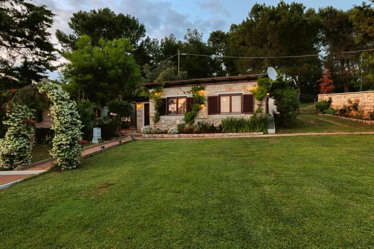 Holiday Home Giardino Marino Pomer Exterior foto